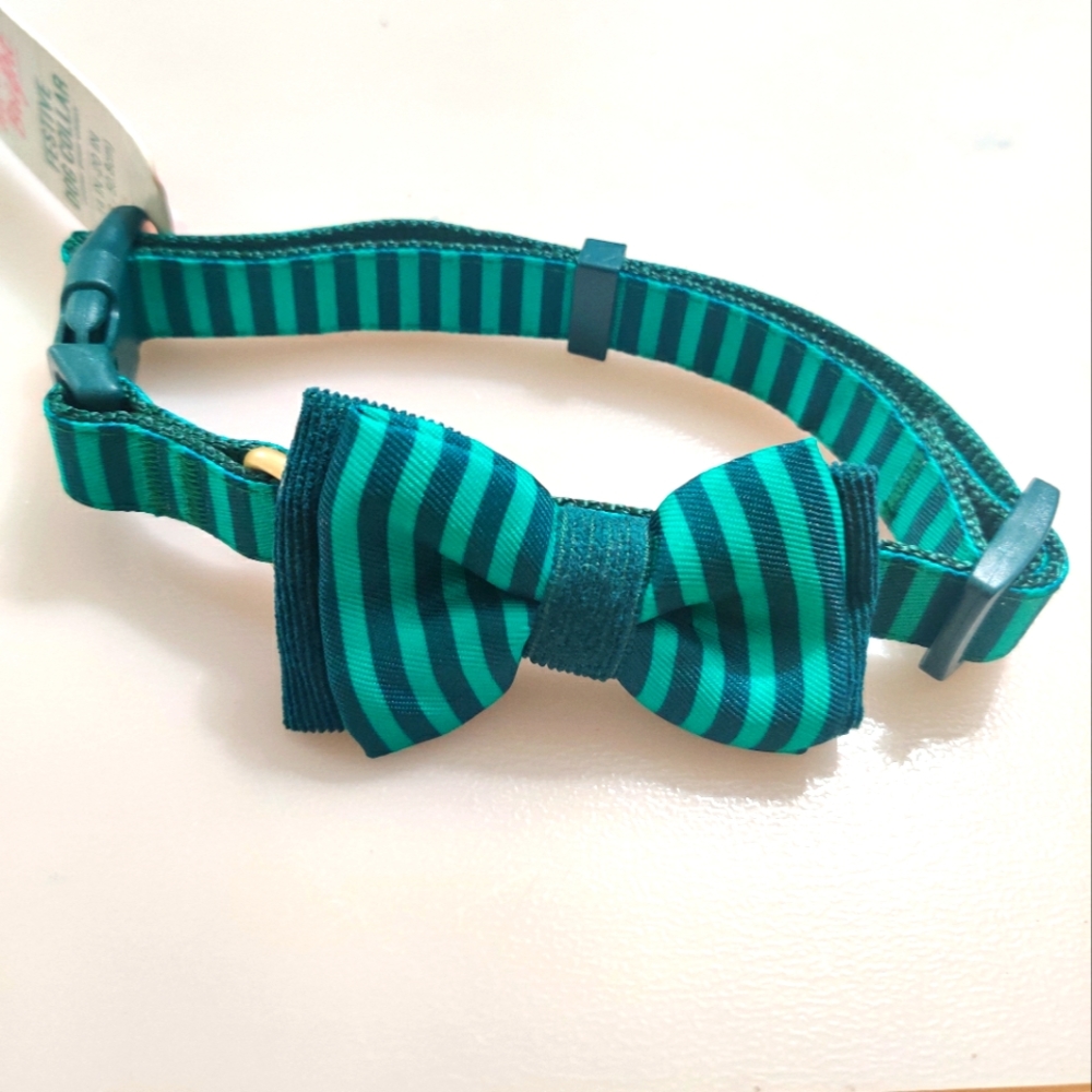 Striped Bow Tie Green Dog Collar